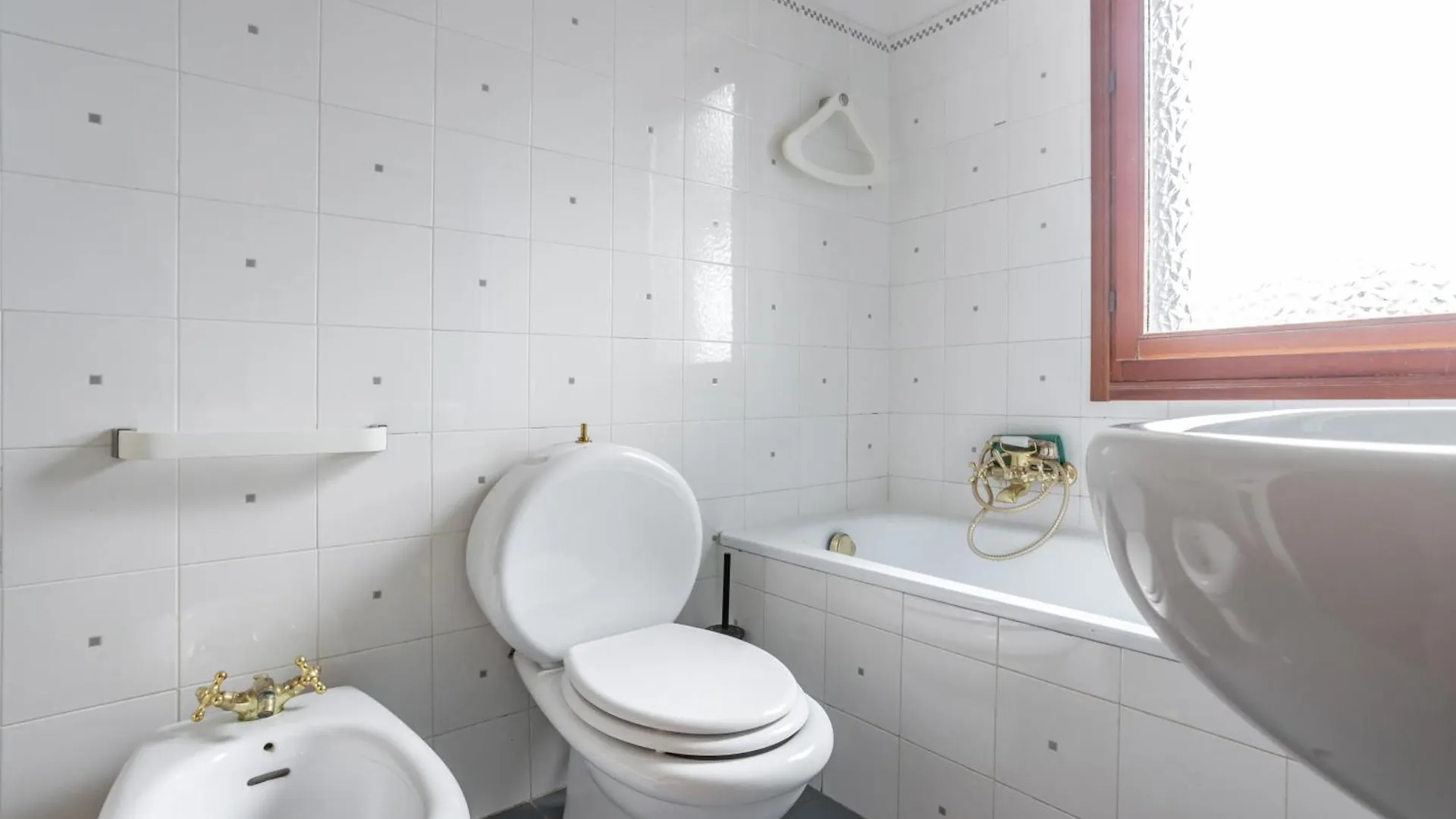 Apartment Lucca Bright Apartament With Balcony And Parking!